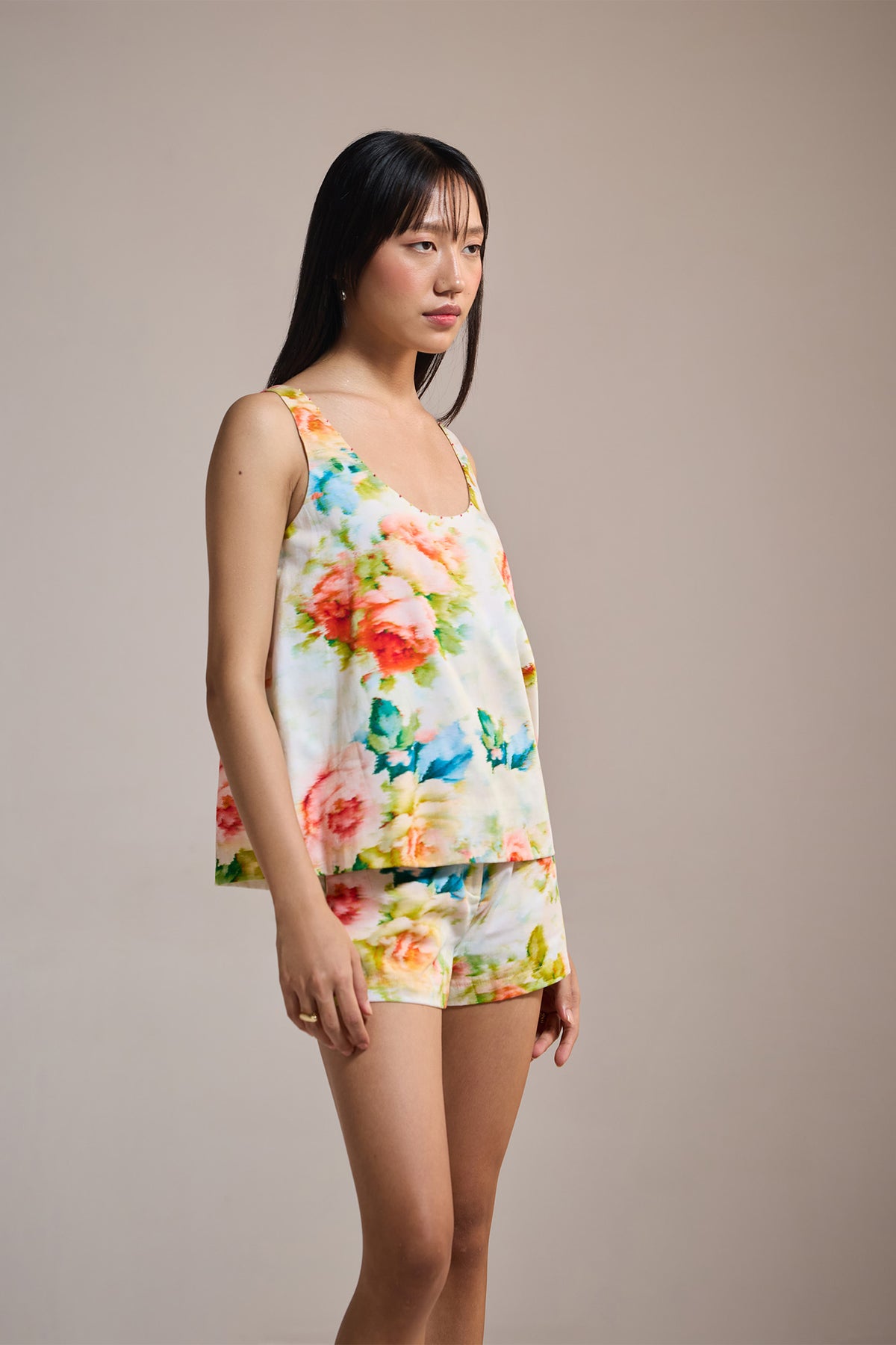 WATERCOLOR BLOOM SLEEVELESS TOP