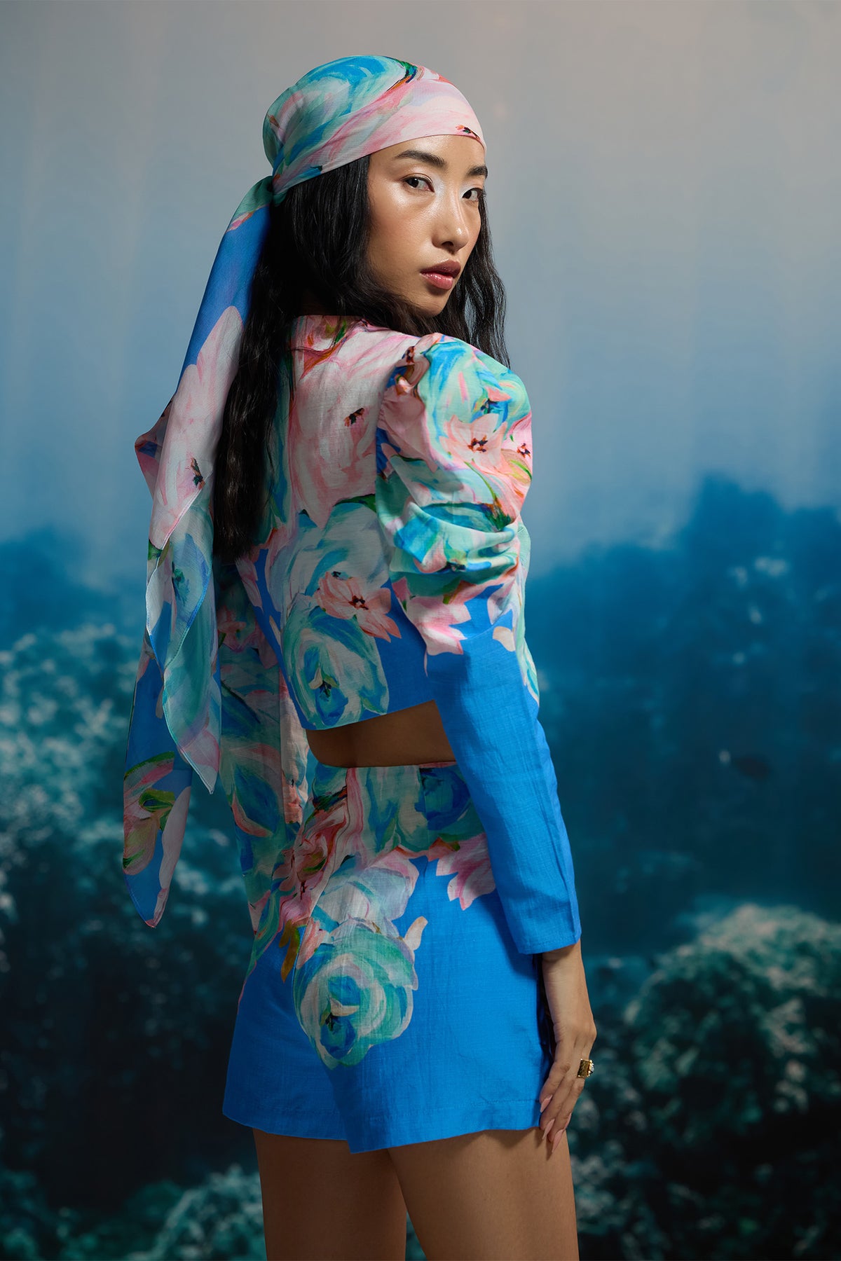OCEAN BLOOM PUFF-SLEEVE CROP TOP