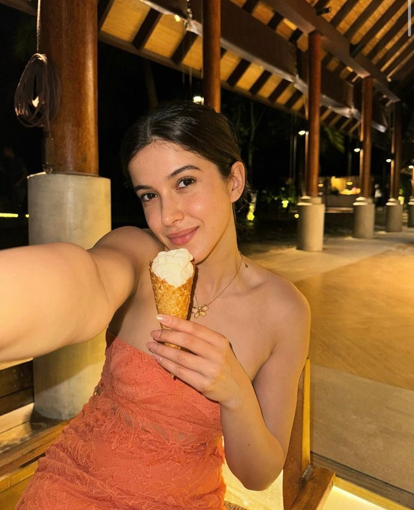Shanaya Kapoor in Miel Set