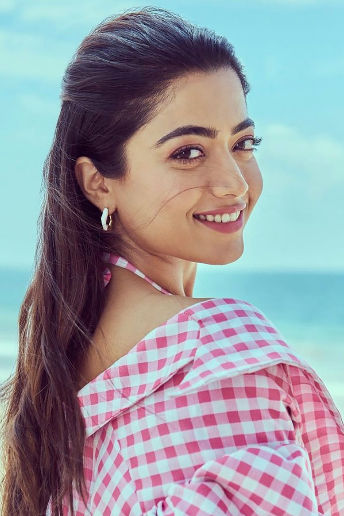 RASHMIKA MANDANA IN ZALE SHORT DRESS